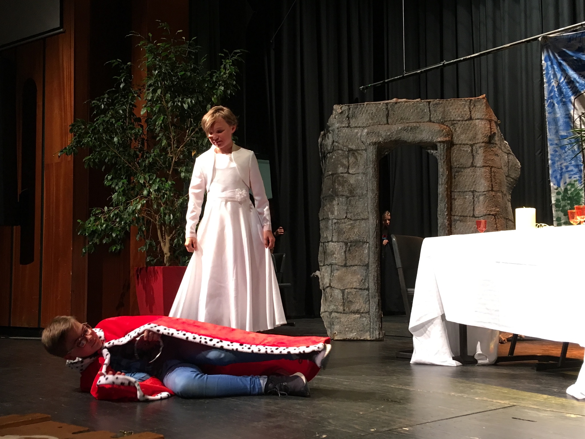 8B361FDD-40AA-4AEE-A300-8E11A09AC659