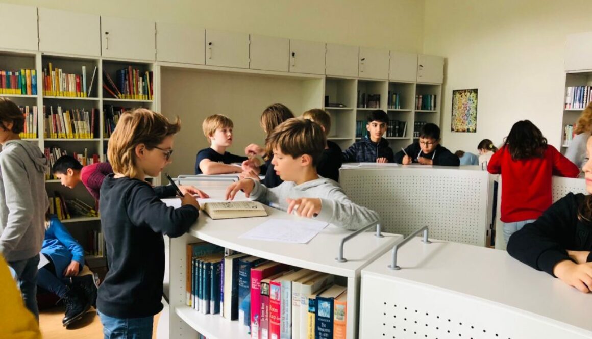 neue Schülerbücherei 2